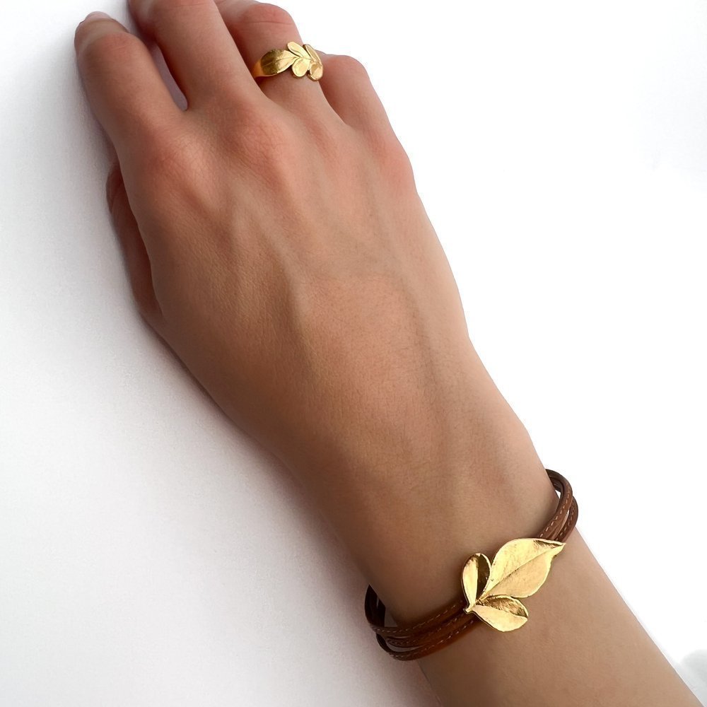 Memories Jasmine Ring   24K Gold vermeil on sterling silver  