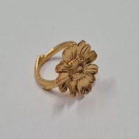 Ismini Daisy Ring  with narrow twig base, 24K Gold vermeil on sterling silver  