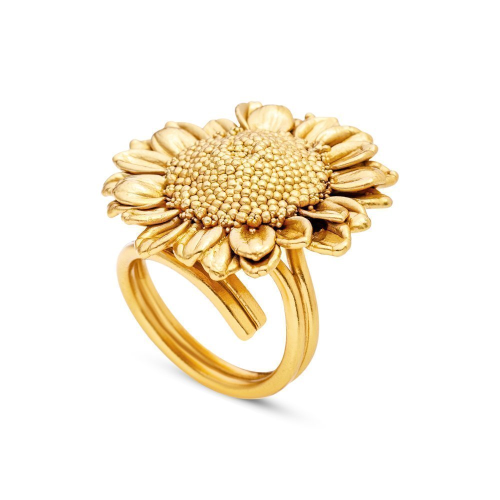 Ianthe Daisy Ring statement,  24K Gold plated  