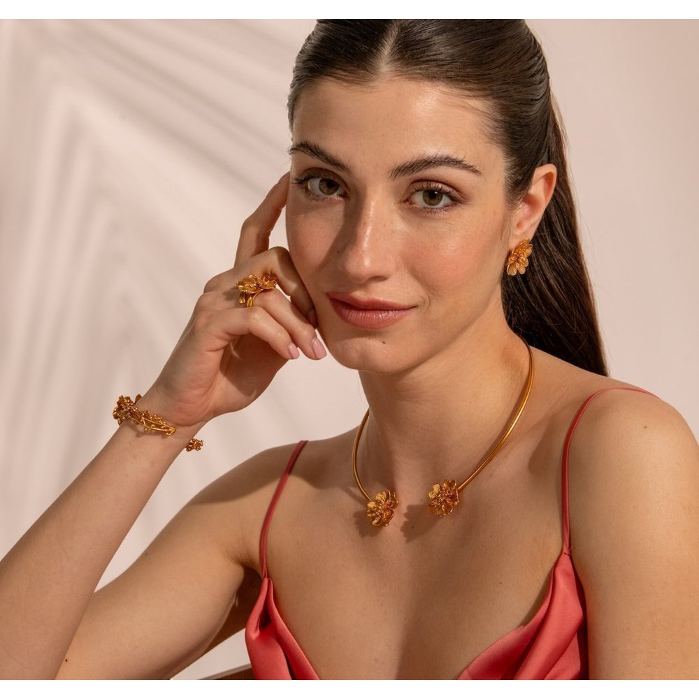 Anassa Rose Necklace statement, with flexible  wire, 24K Gold vermeil on sterling silver  