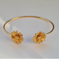 Daisy Field Daisy Bracelet  with flexible wire, 24K Gold vermeil on sterling silver  