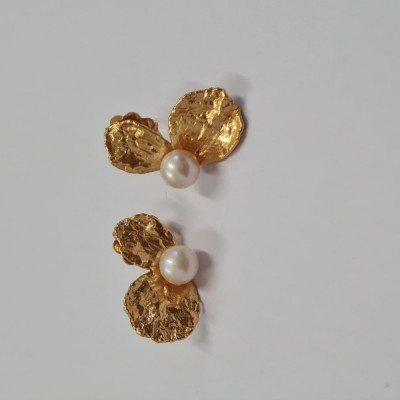 Nymphe Poppy Earrings statement, with pearls, studs, 24K Gold vermeil on sterling silver  